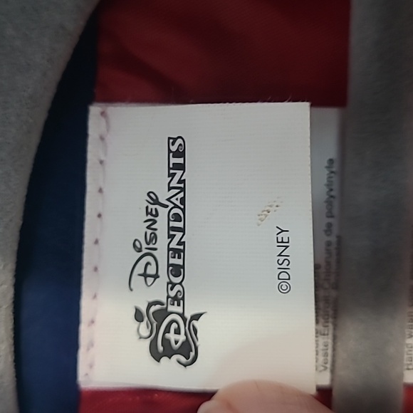 Descendants Evie cape Halloween Costume Disney - Picture 5 of 6